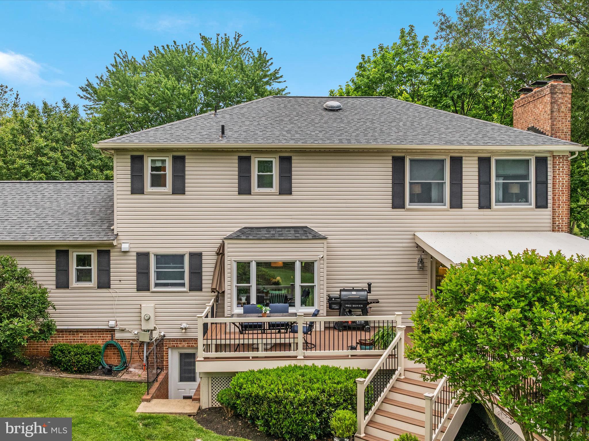 4002 Latham