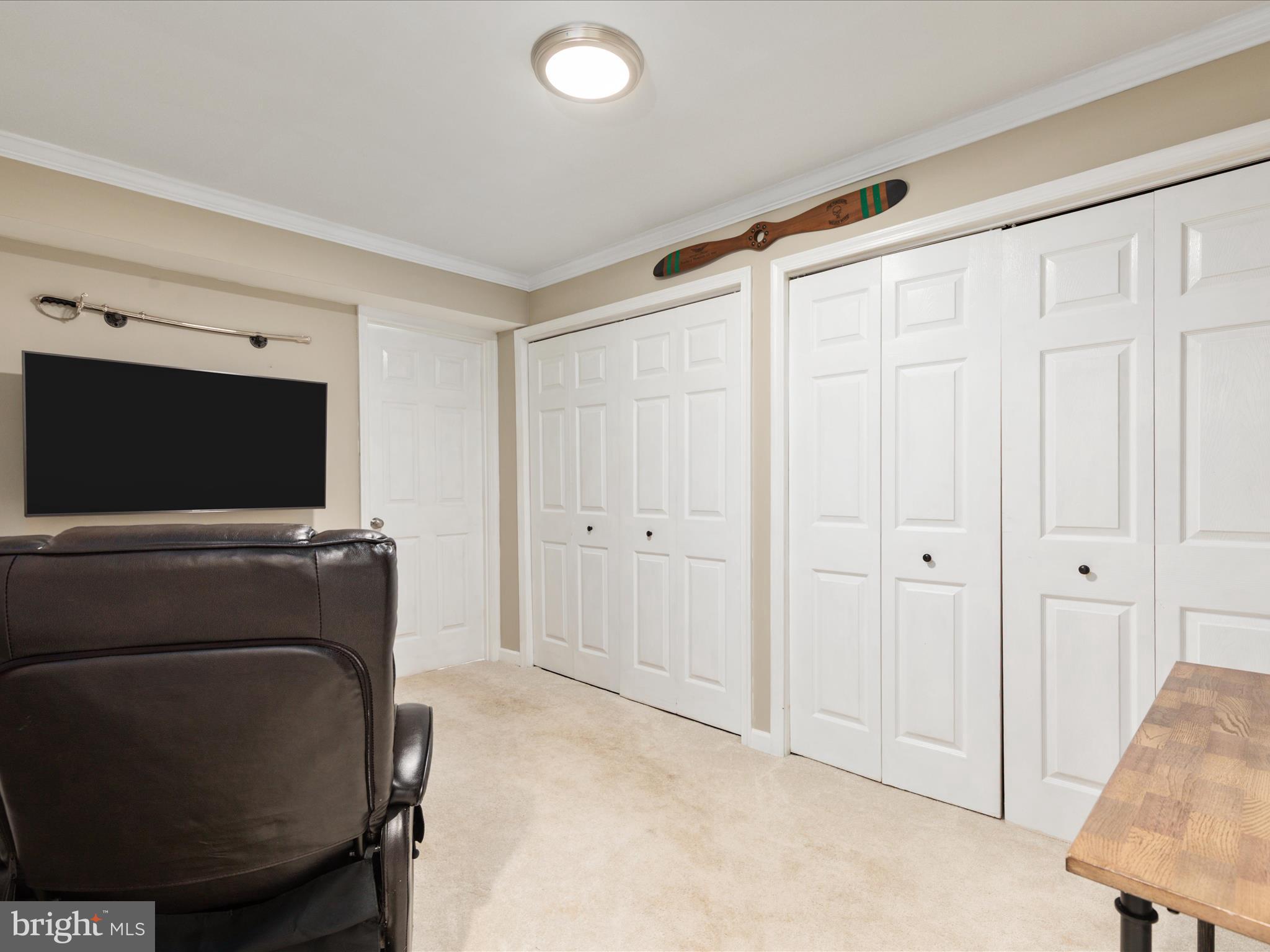 4002 Latham