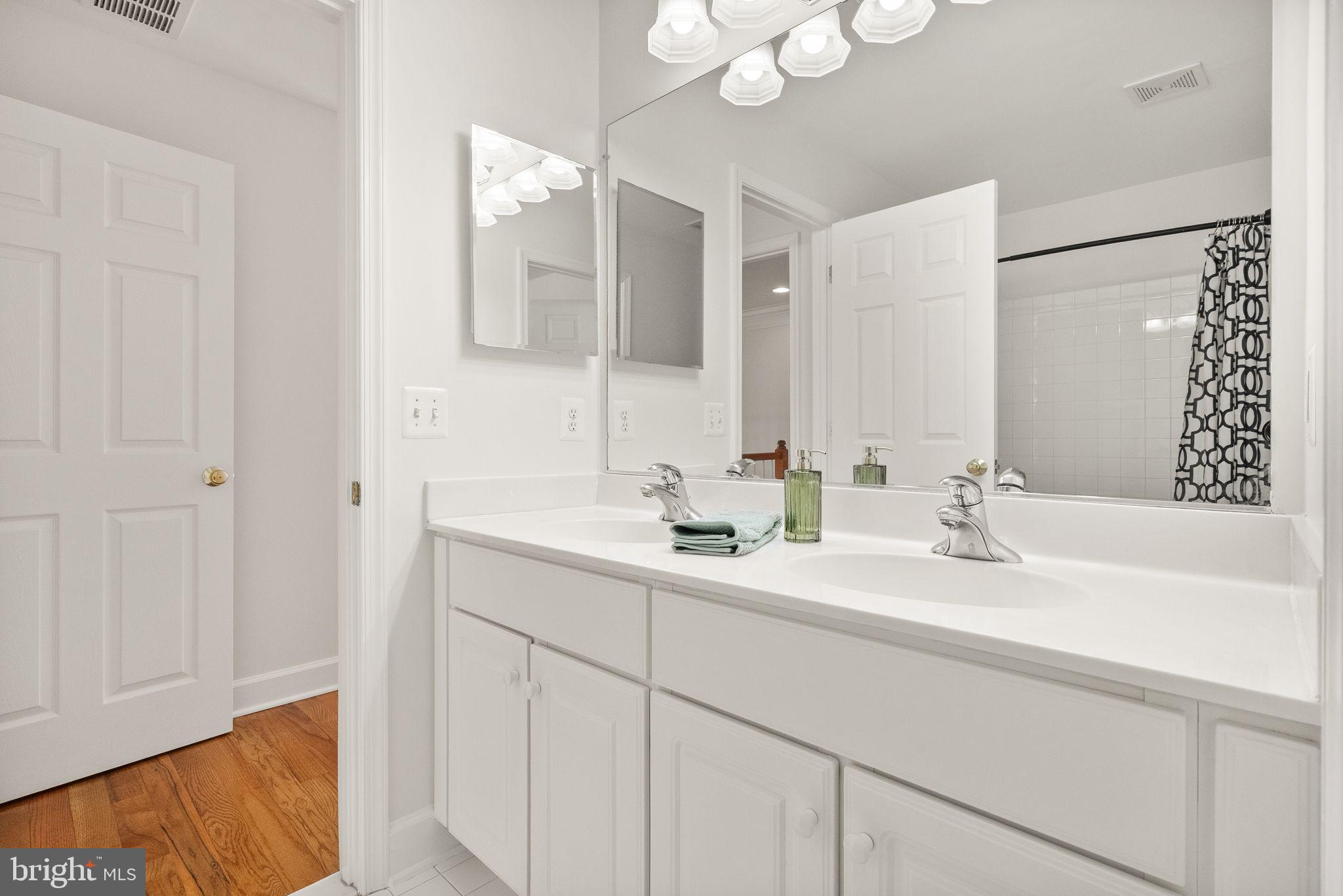 10872 Mayfield Trace Pl