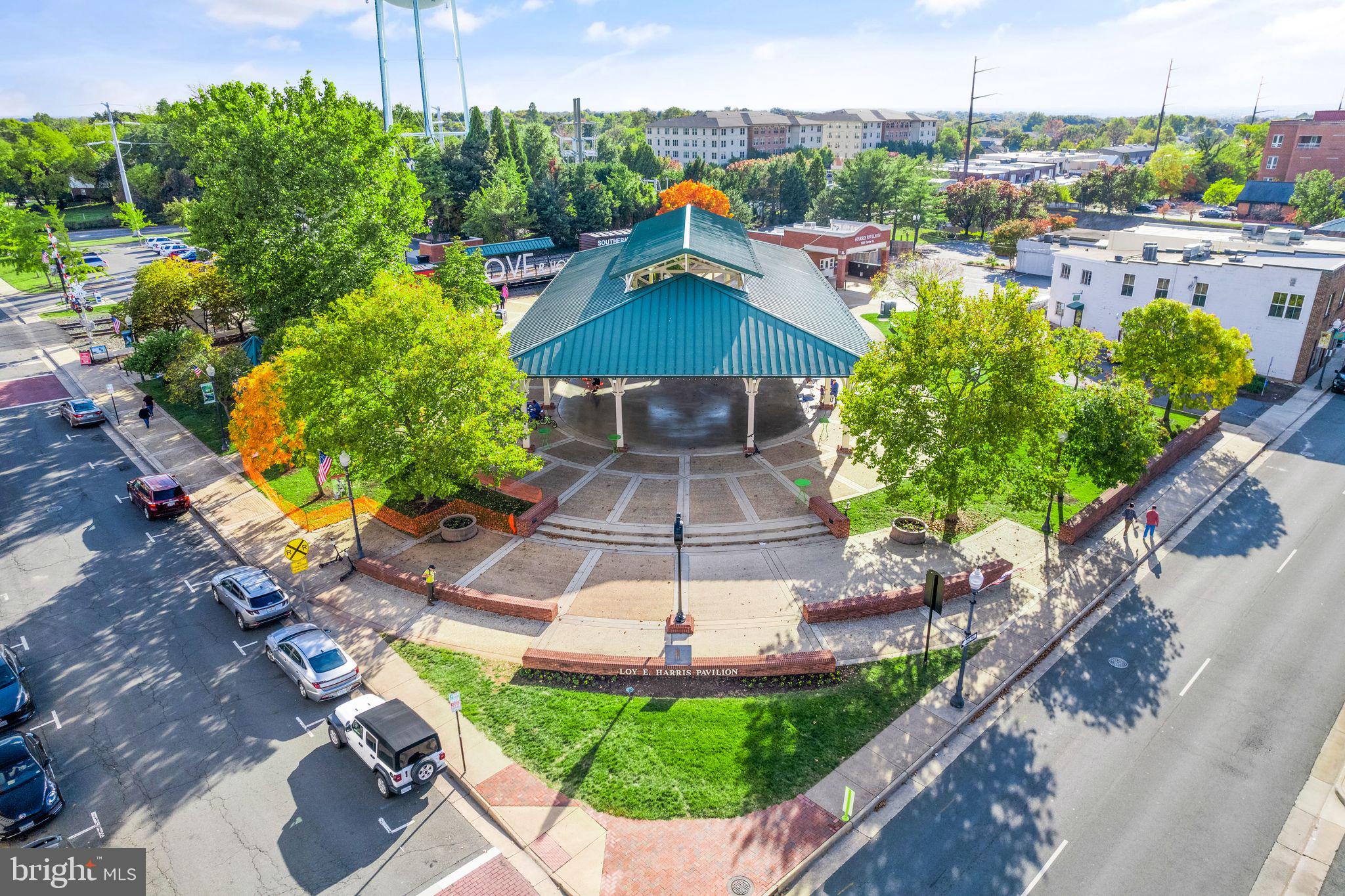 10872 Mayfield Trace Pl