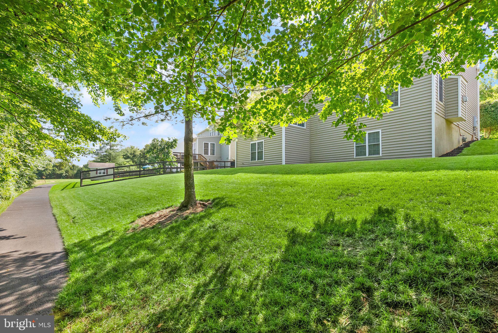 10872 Mayfield Trace Pl