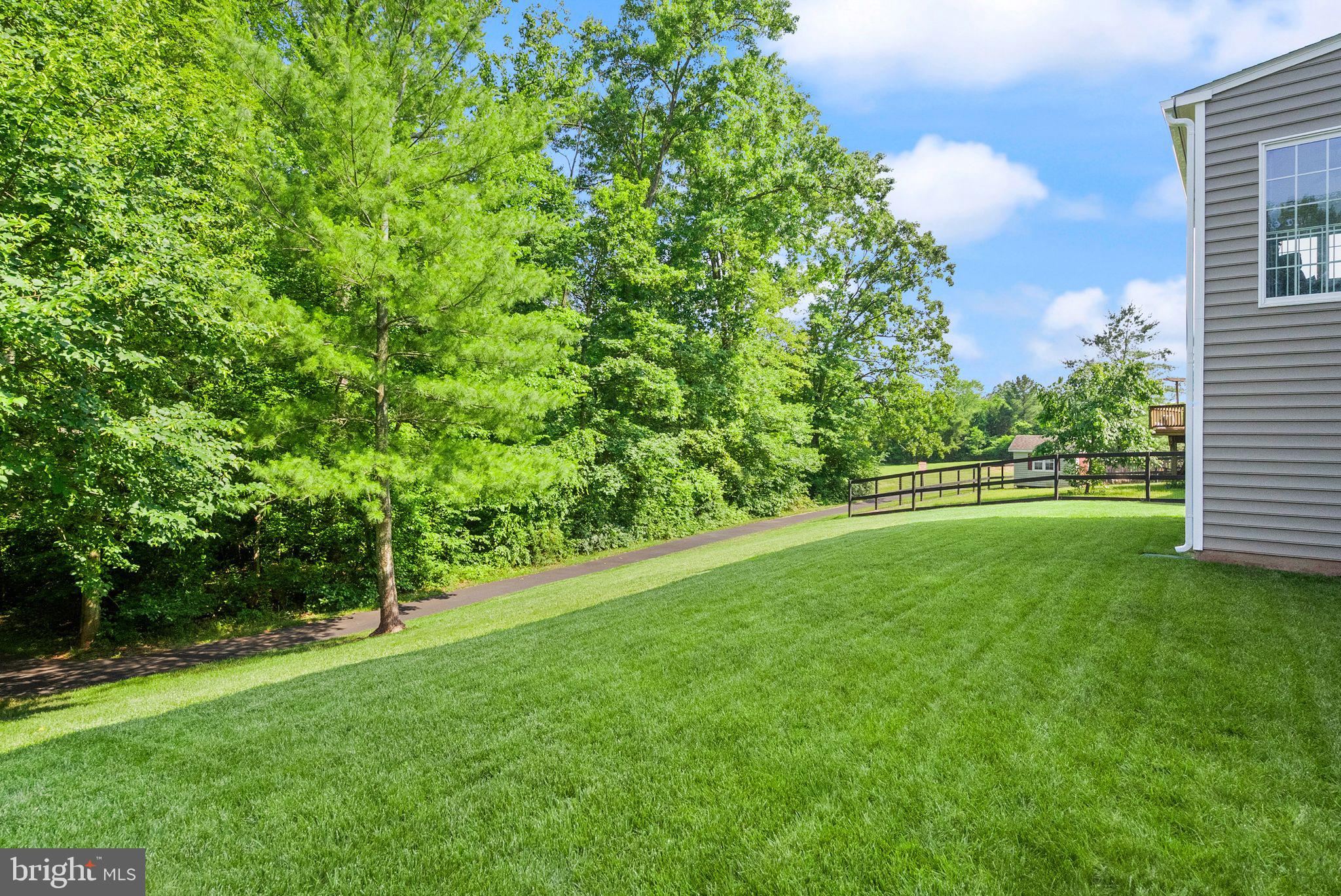 10872 Mayfield Trace Pl