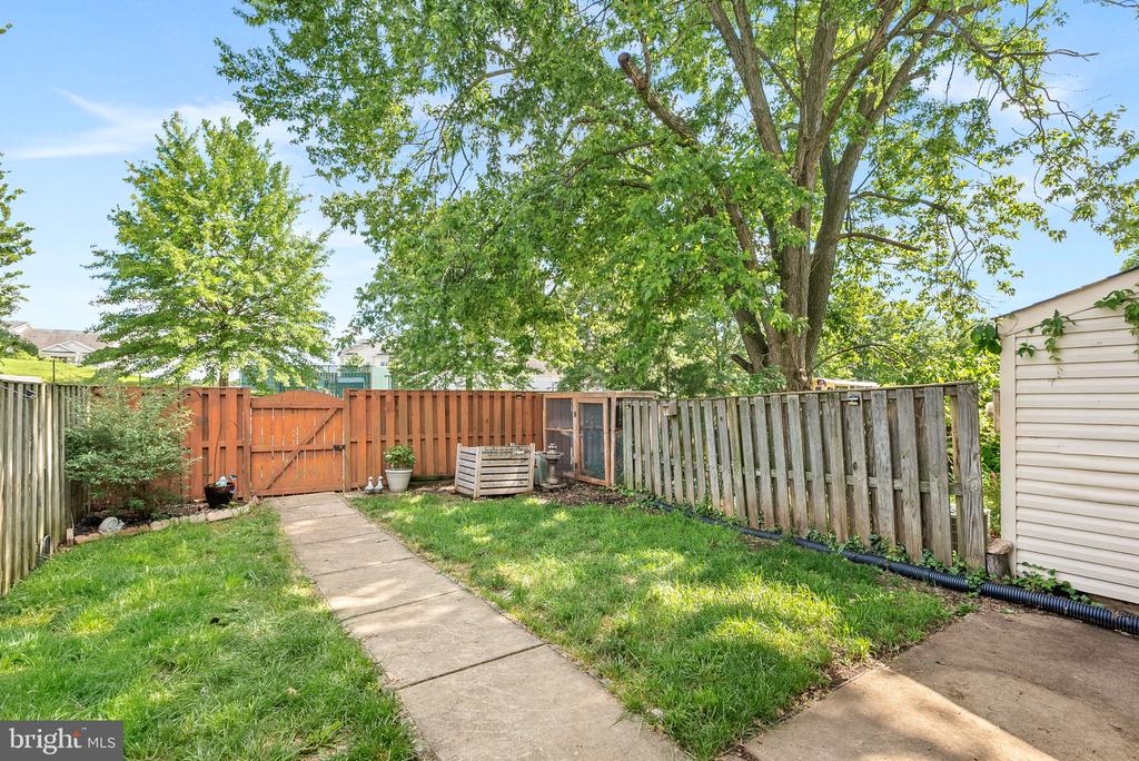 7524 Purdue Ct