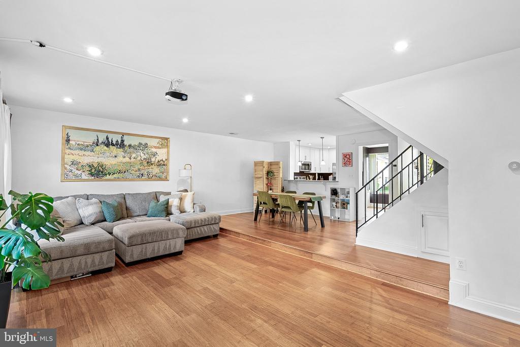 7524 Purdue Ct