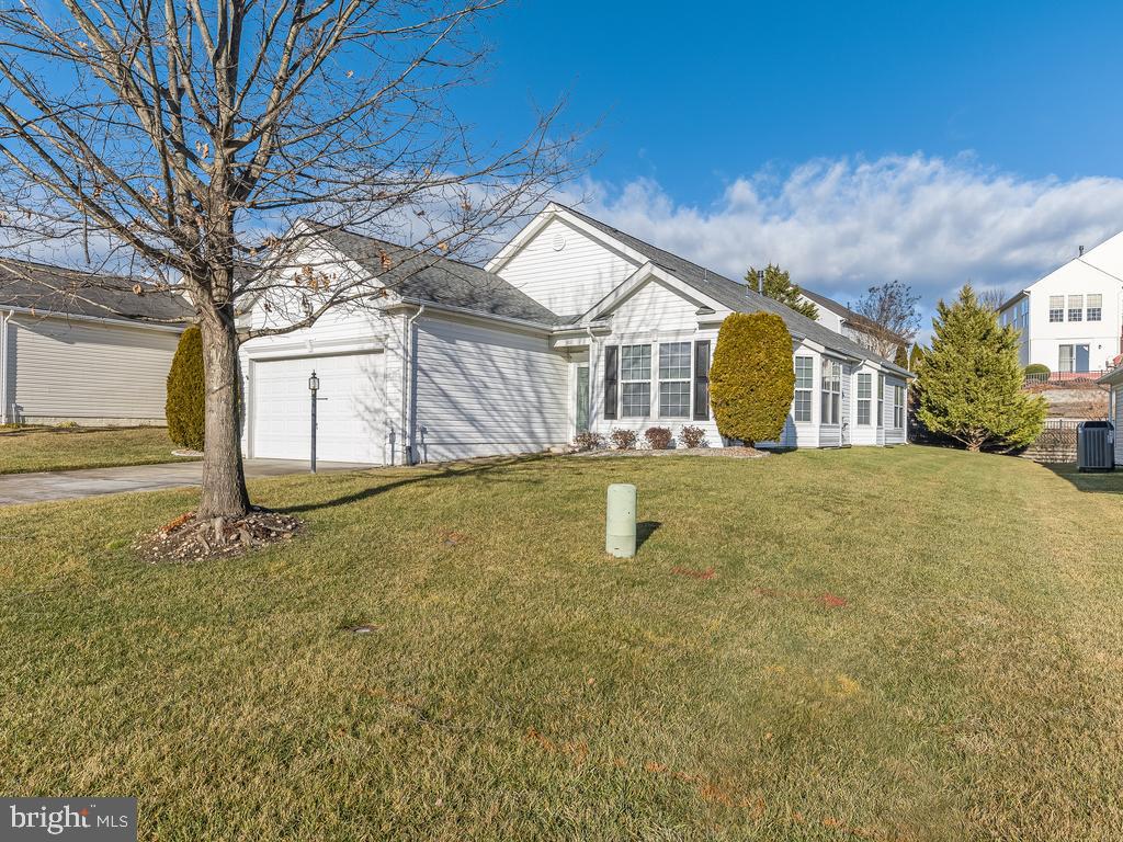 3817 CHAMPION OAK DR