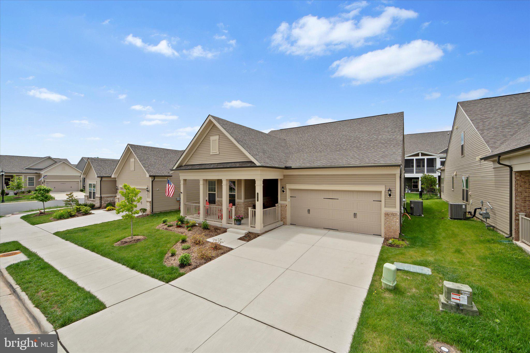 15741 Gardenia Ridge Way