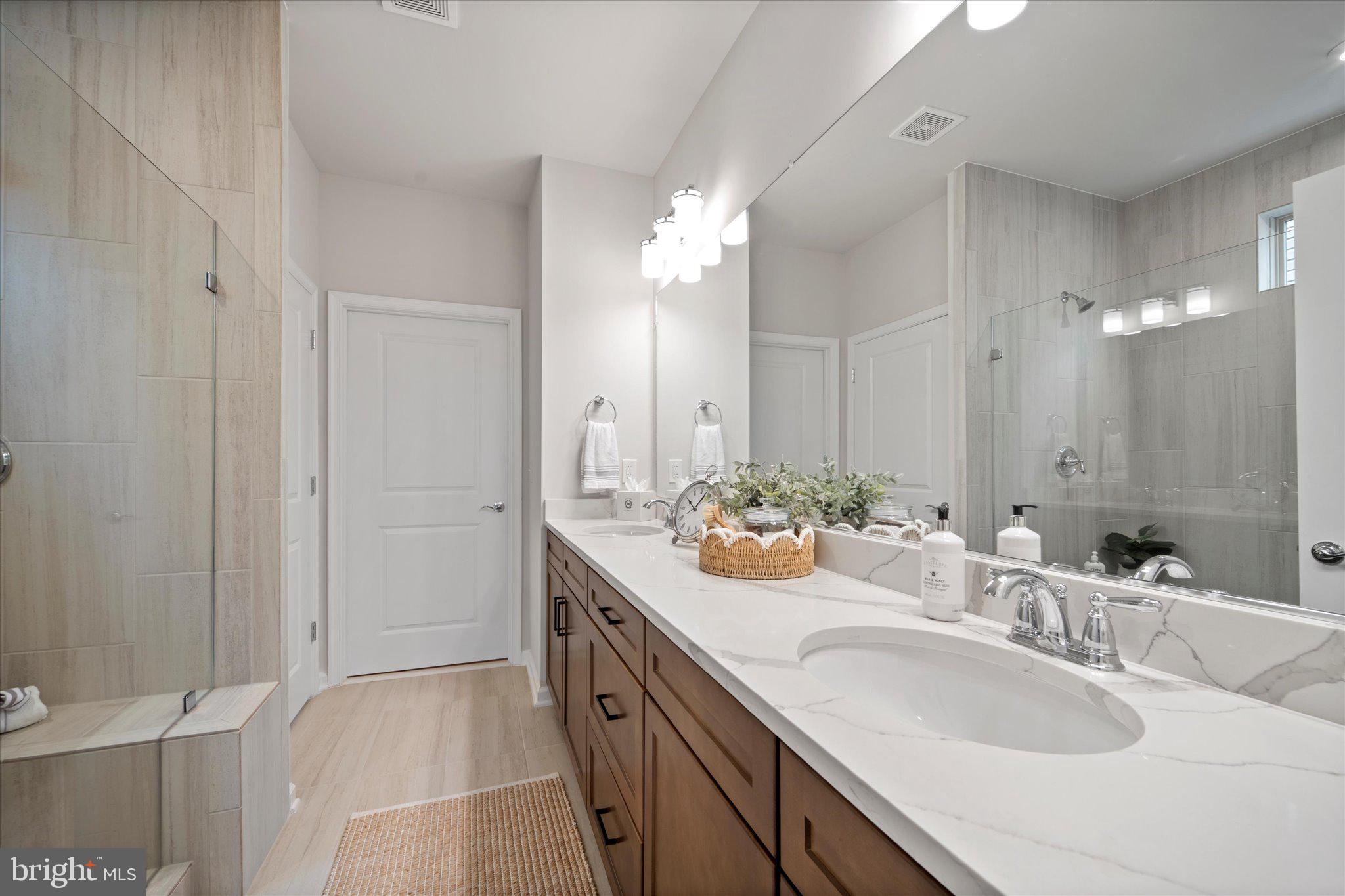 15741 Gardenia Ridge Way