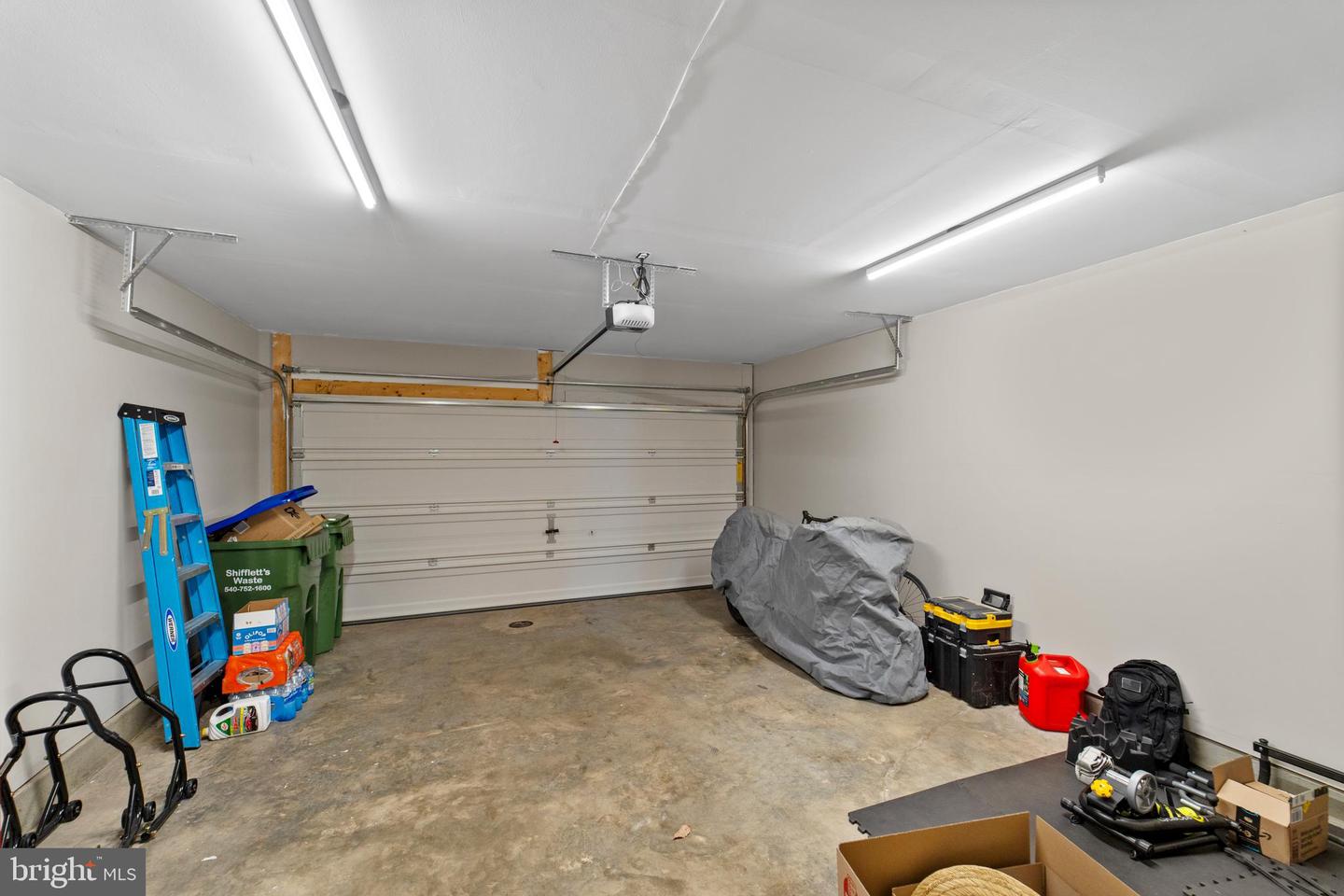 18216 Summit Pointe Dr