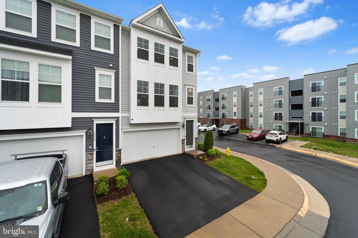 18216 Summit Pointe Dr