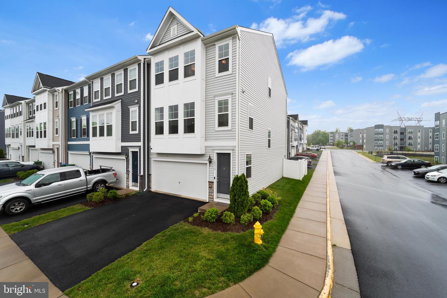18216 Summit Pointe Dr