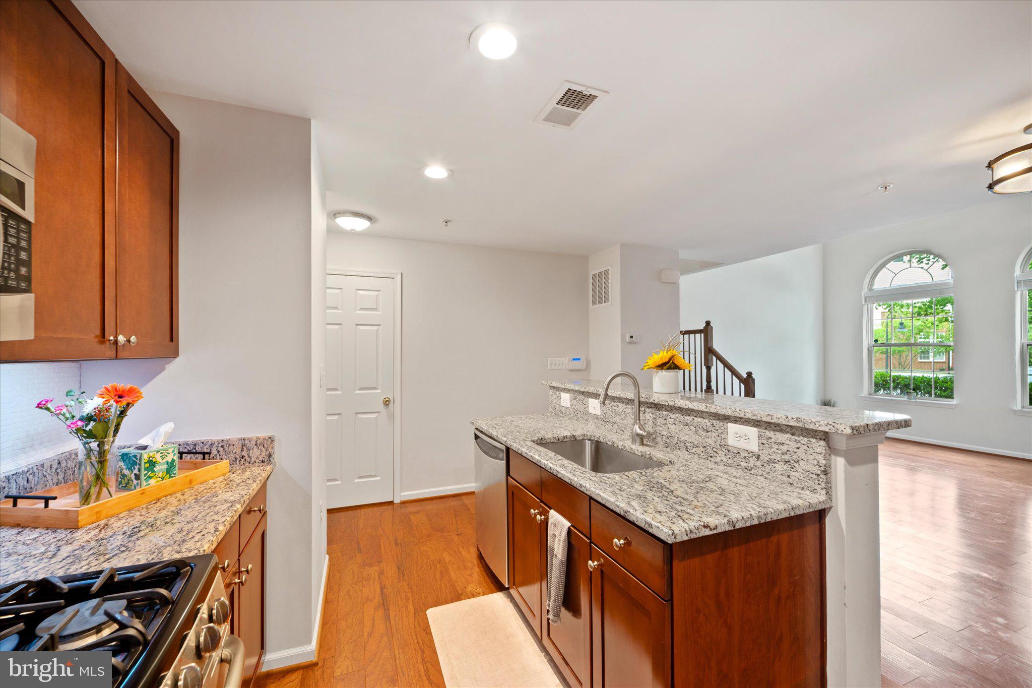 6124 Aster Haven Cir