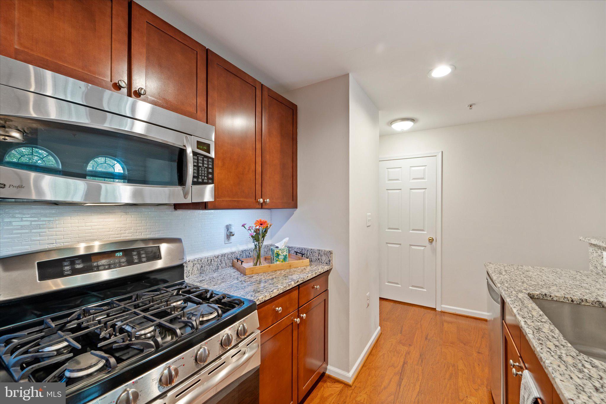 6124 Aster Haven Cir