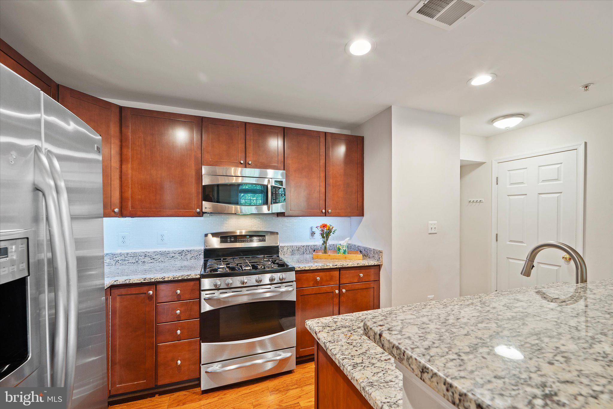 6124 Aster Haven Cir
