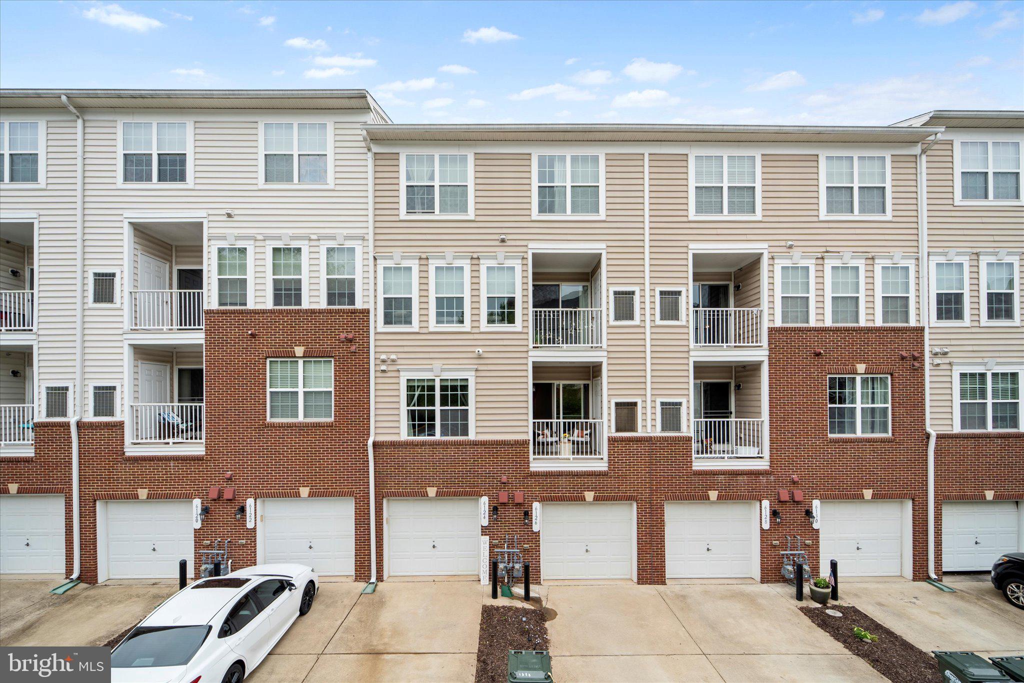 6124 Aster Haven Cir