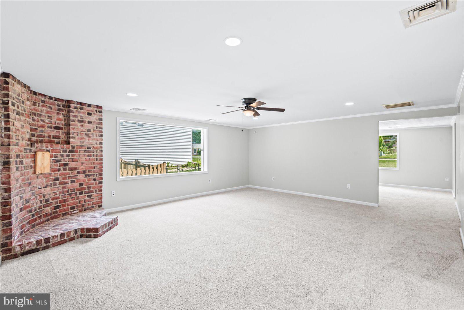 3706 Fairfield Ln