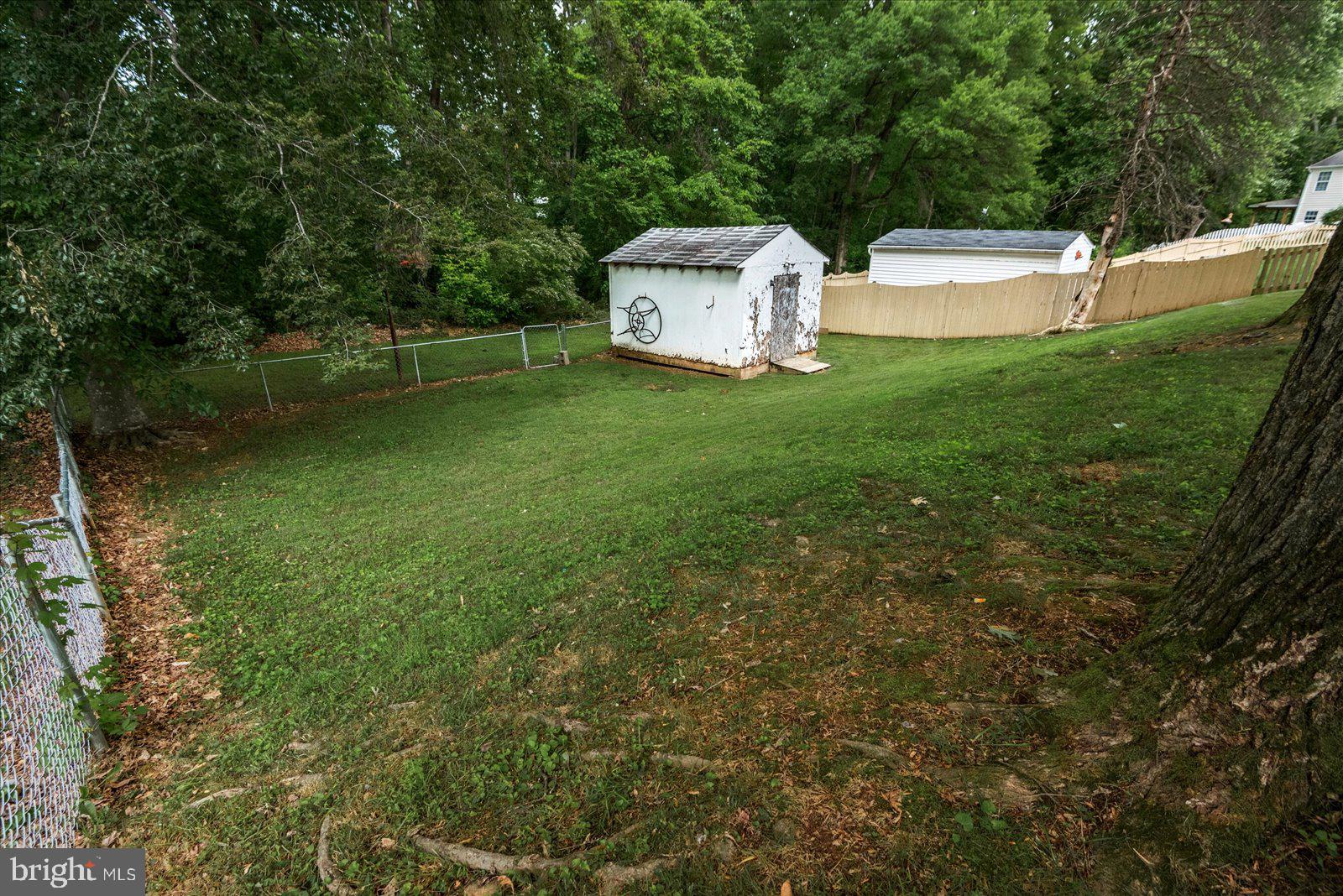 3706 Fairfield Ln