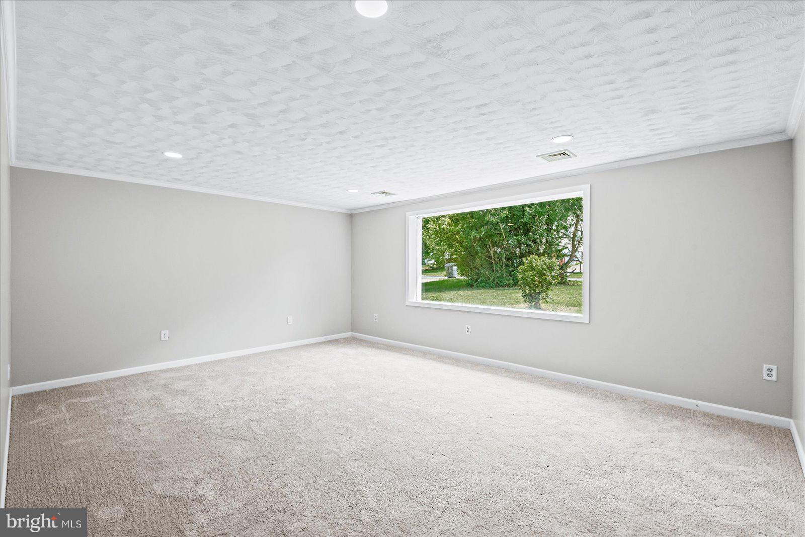 3706 Fairfield Ln