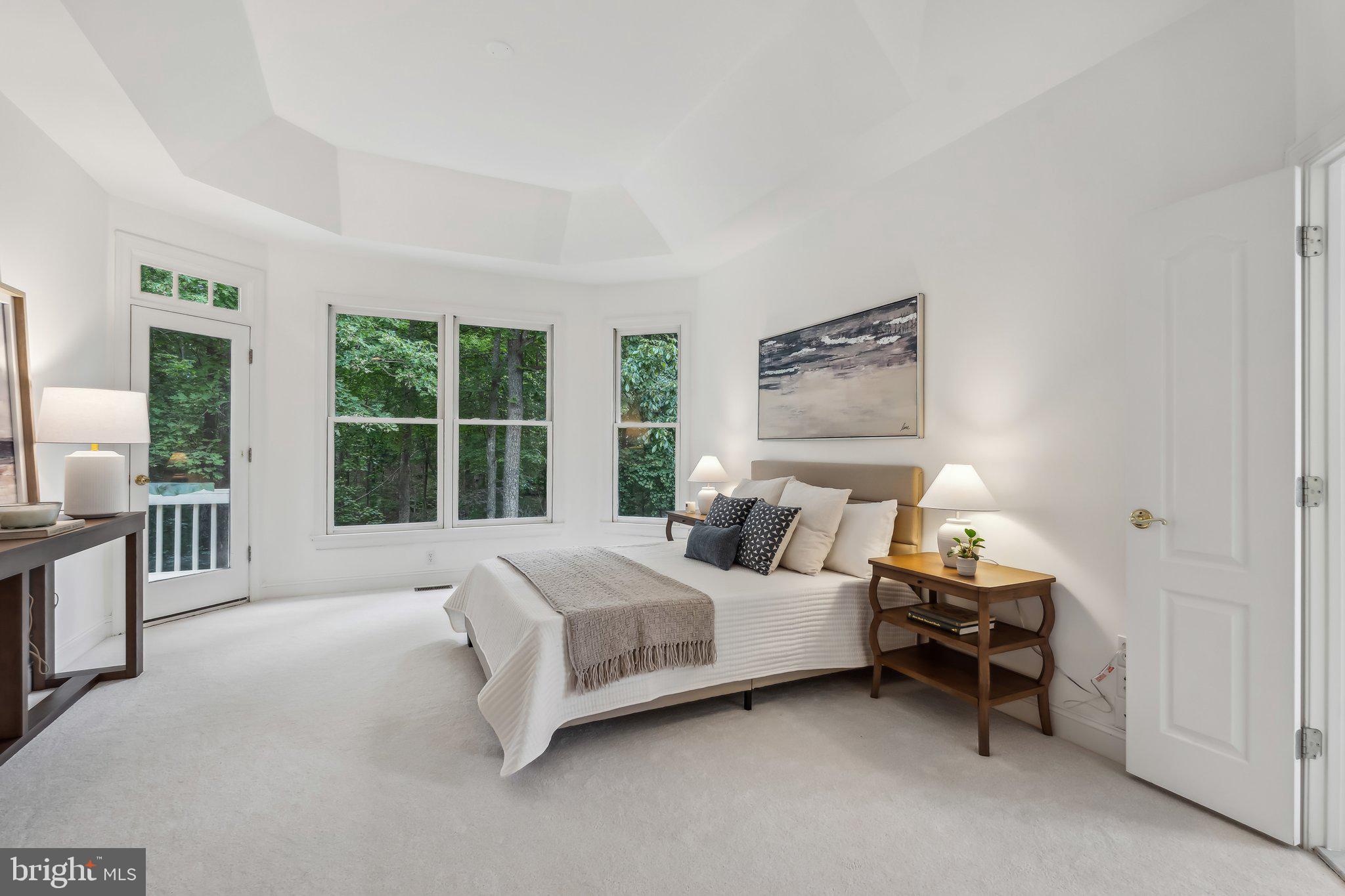 8109 Crooked Oaks Ct