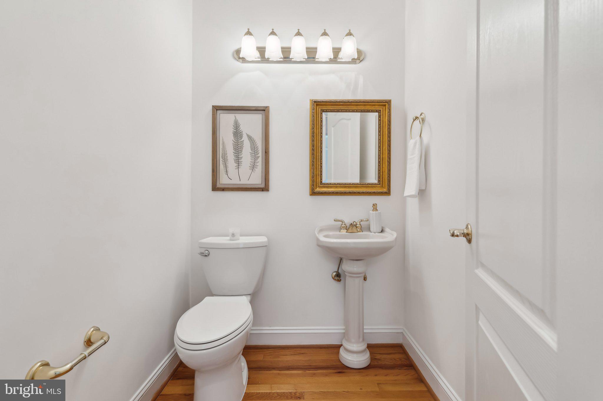 8109 Crooked Oaks Ct