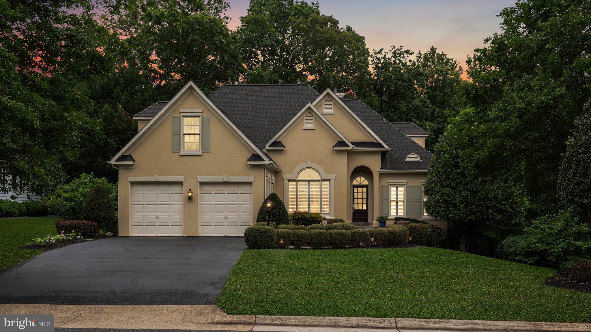 8109 Crooked Oaks Ct