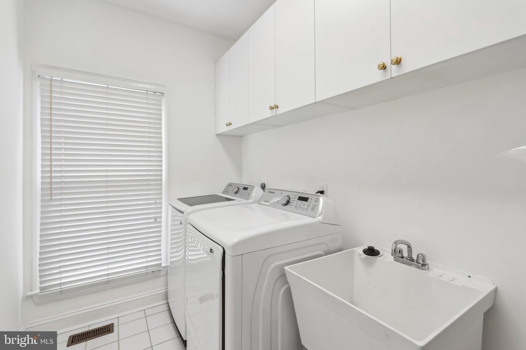 8109 Crooked Oaks Ct