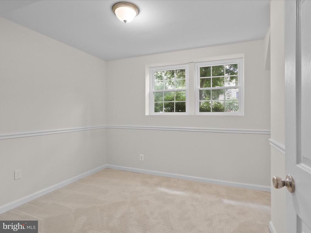 10612 Winfield Loop