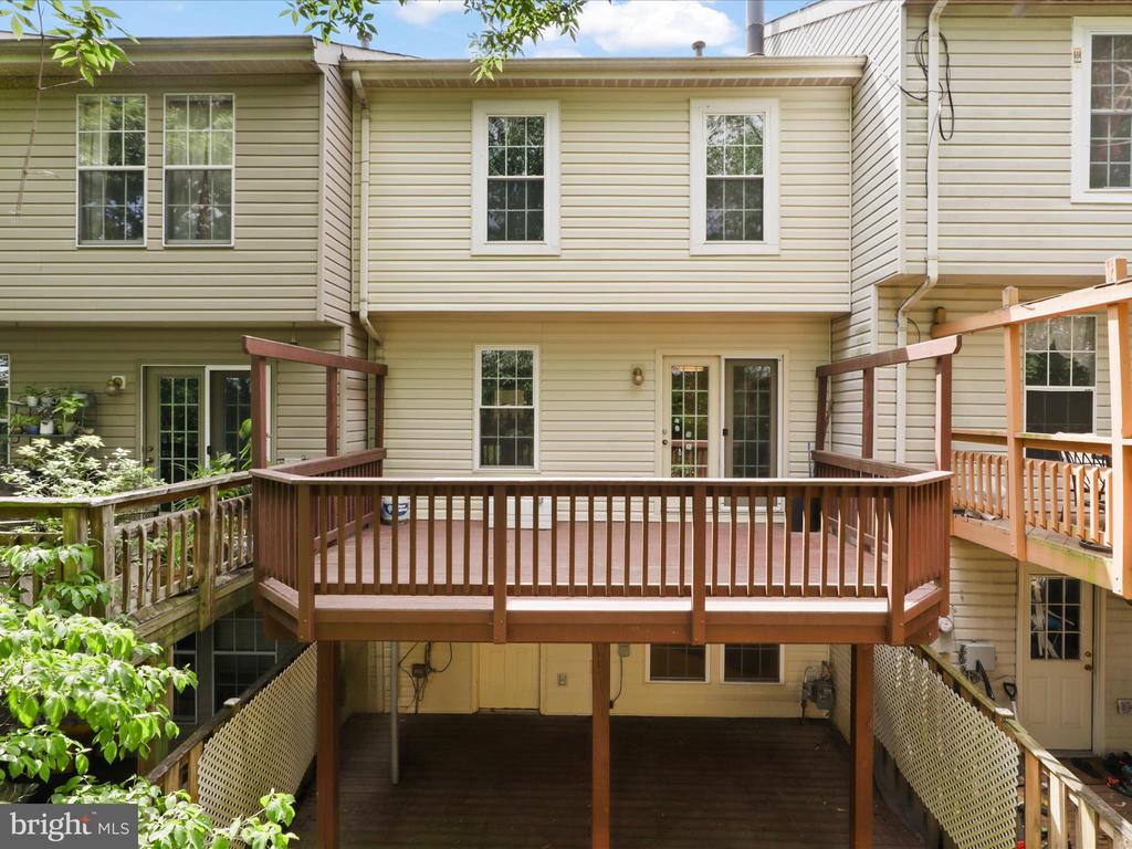 10612 Winfield Loop