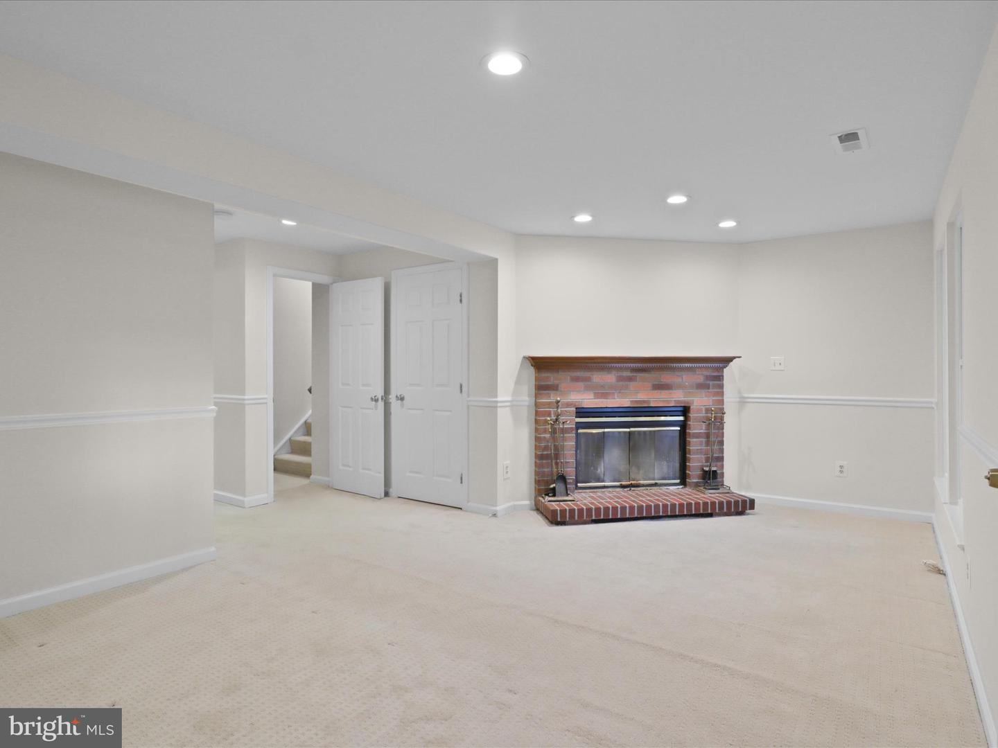 10612 Winfield Loop