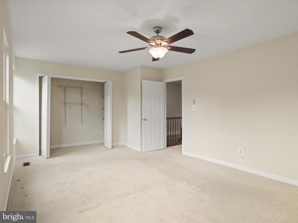 10612 Winfield Loop