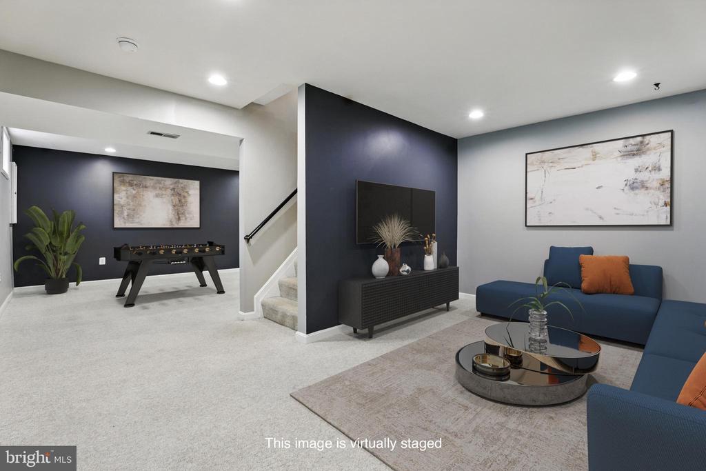 9901 Airedale Ct