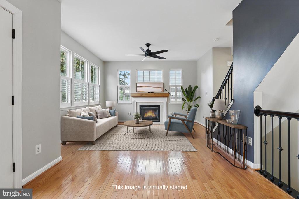 9901 Airedale Ct