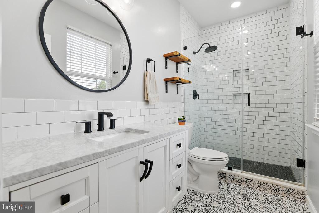 9901 Airedale Ct