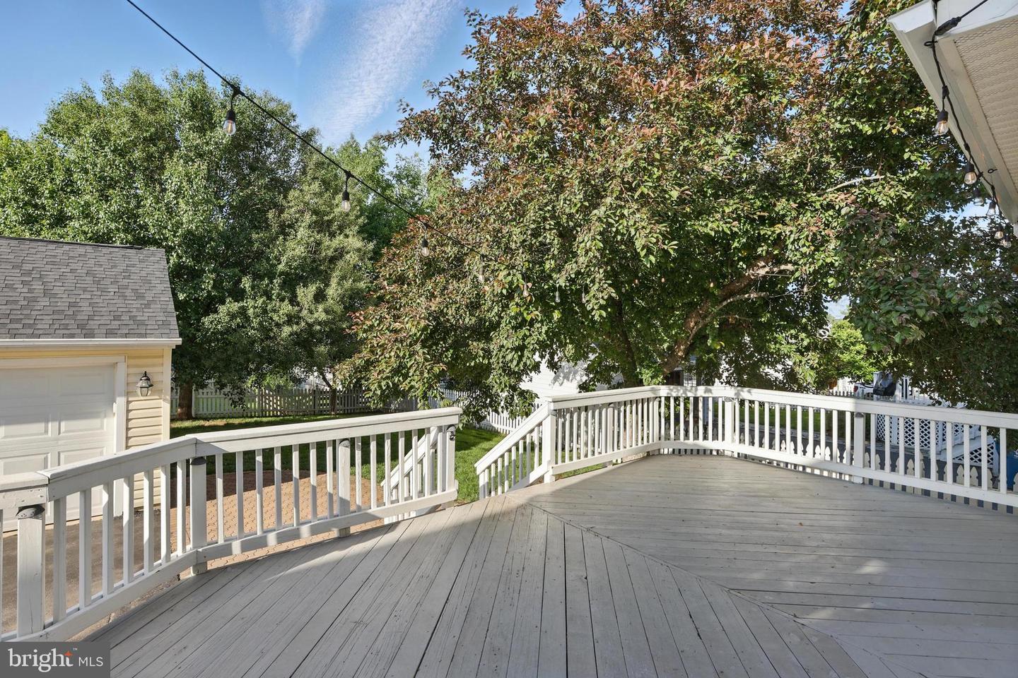 9901 Airedale Ct