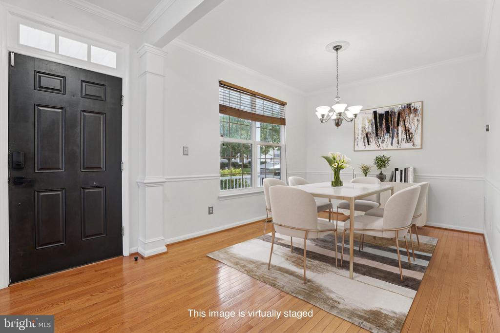 9901 Airedale Ct