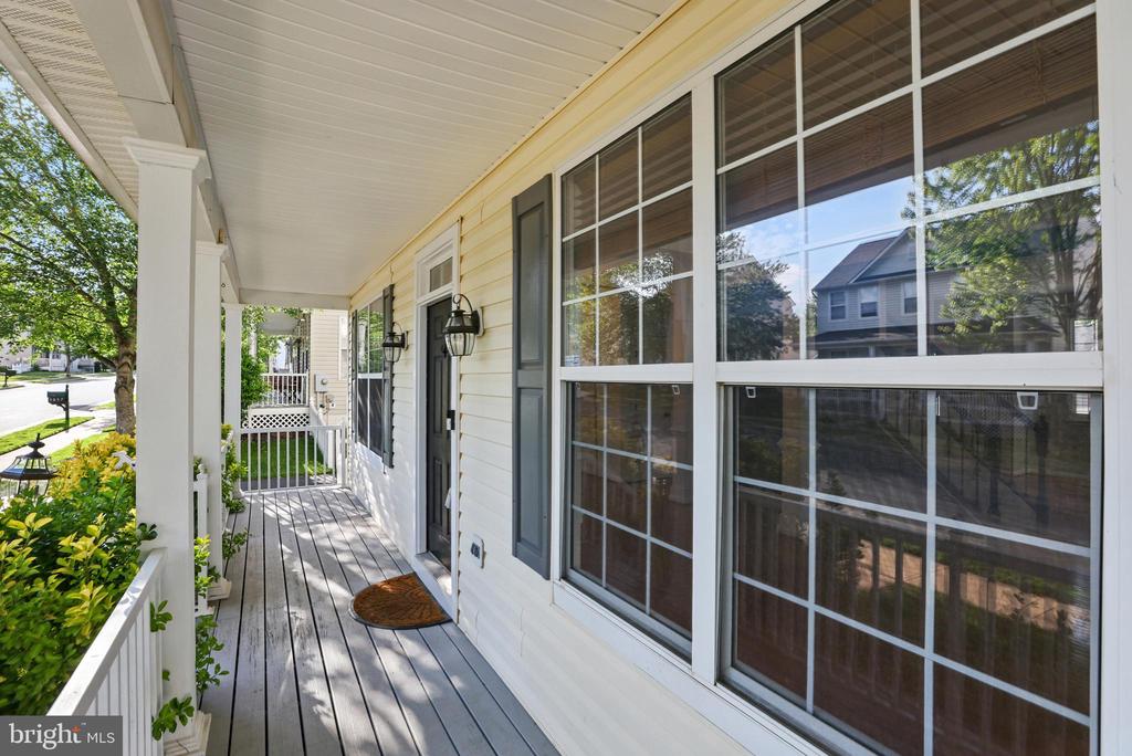 9901 Airedale Ct