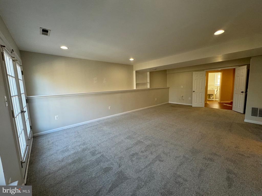 6485 ASHBY GROVE LOOP