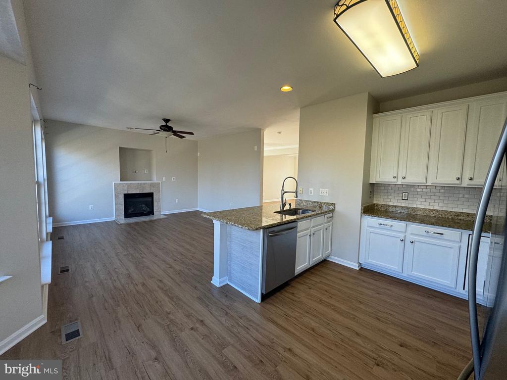 6485 ASHBY GROVE LOOP