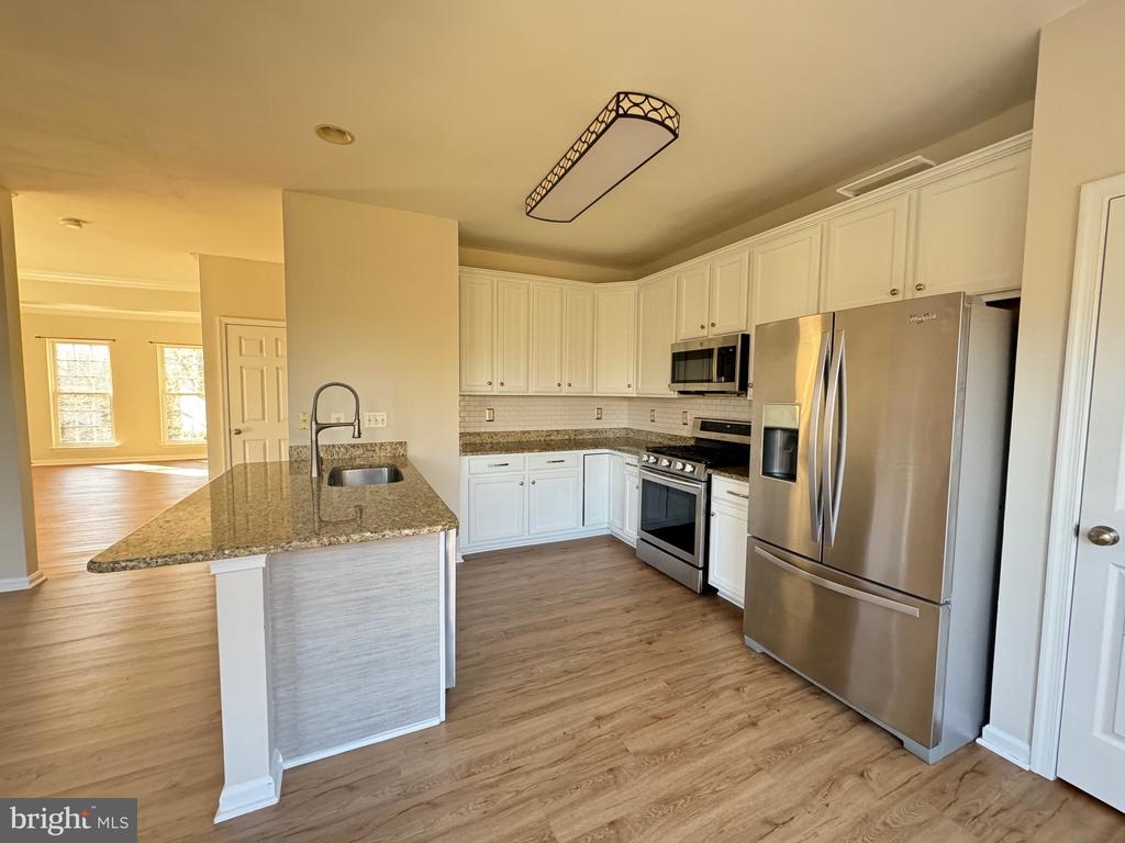 6485 ASHBY GROVE LOOP