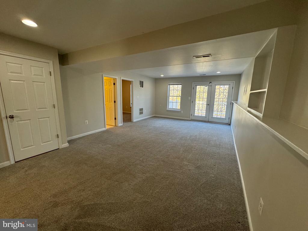 6485 ASHBY GROVE LOOP