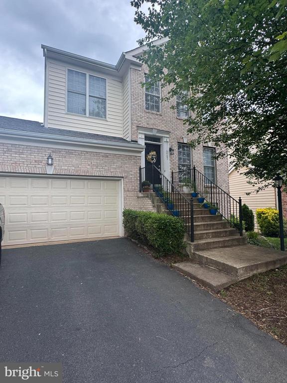 6485 ASHBY GROVE LOOP