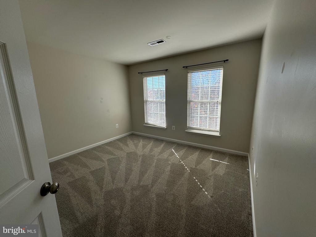 6485 ASHBY GROVE LOOP