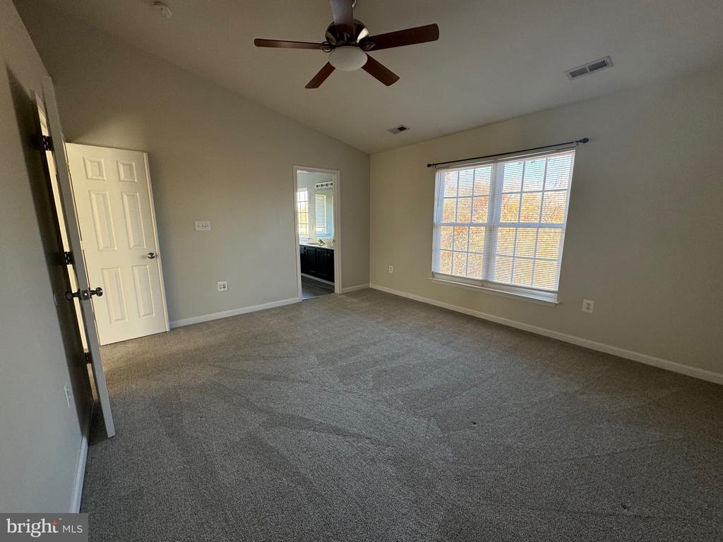 6485 ASHBY GROVE LOOP