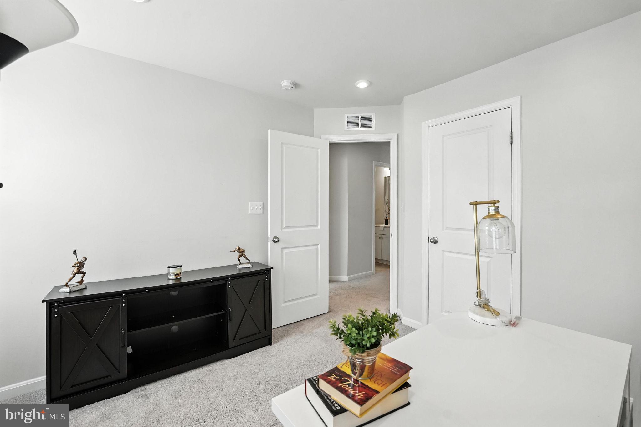 18286 Summit Pointe Dr