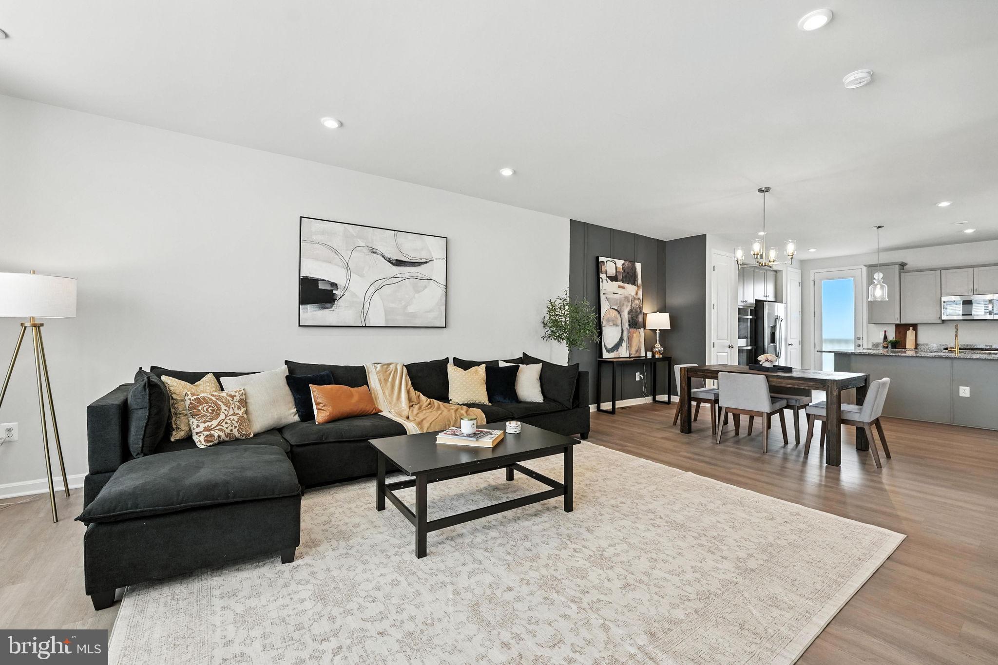 18286 Summit Pointe Dr