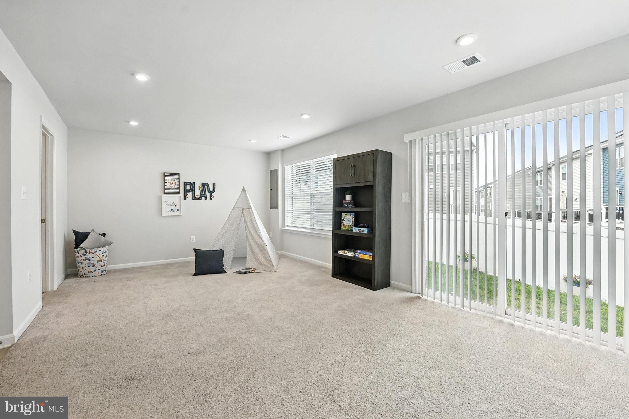 18286 Summit Pointe Dr