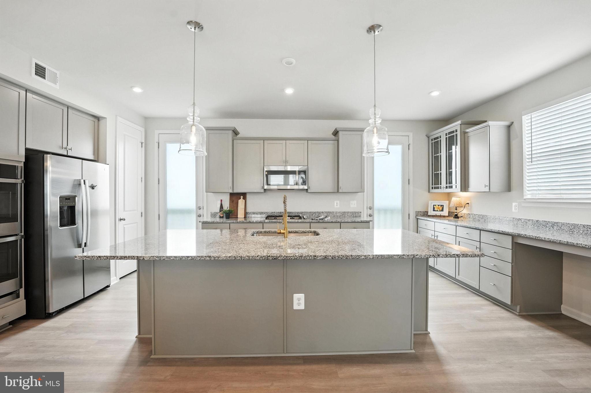 18286 Summit Pointe Dr