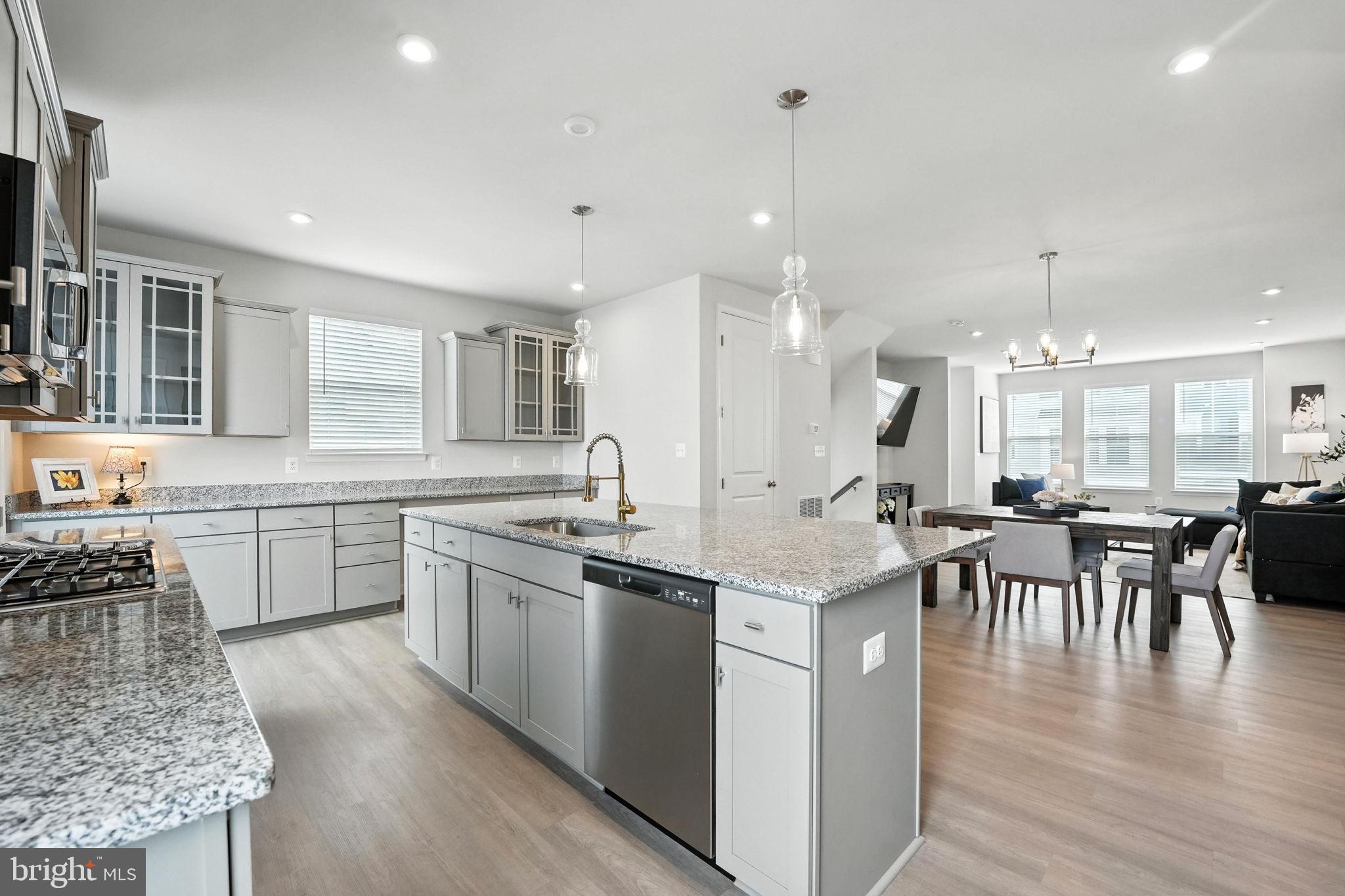 18286 Summit Pointe Dr