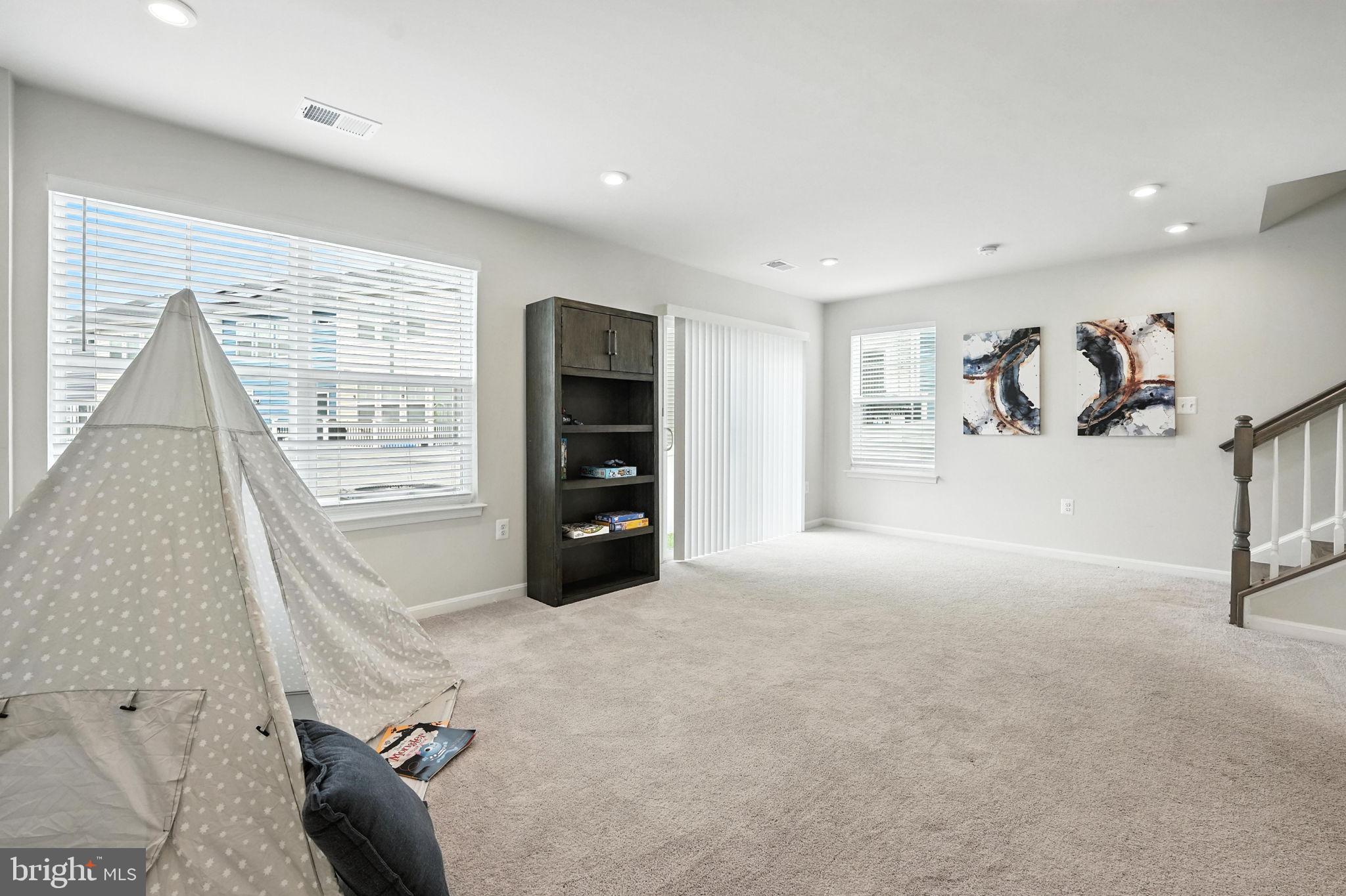 18286 Summit Pointe Dr