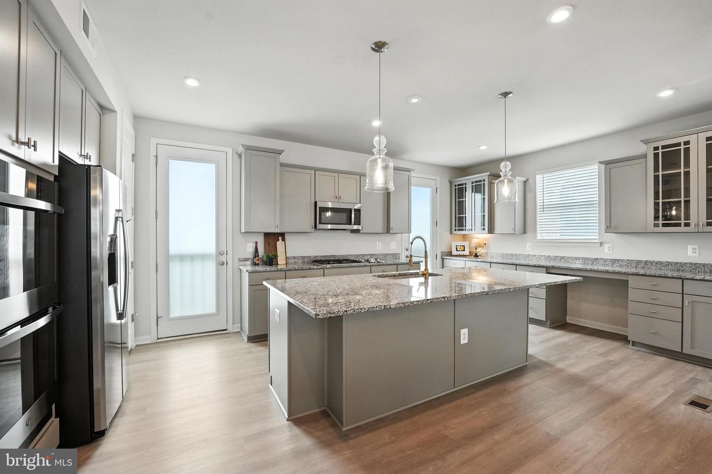 18286 Summit Pointe Dr