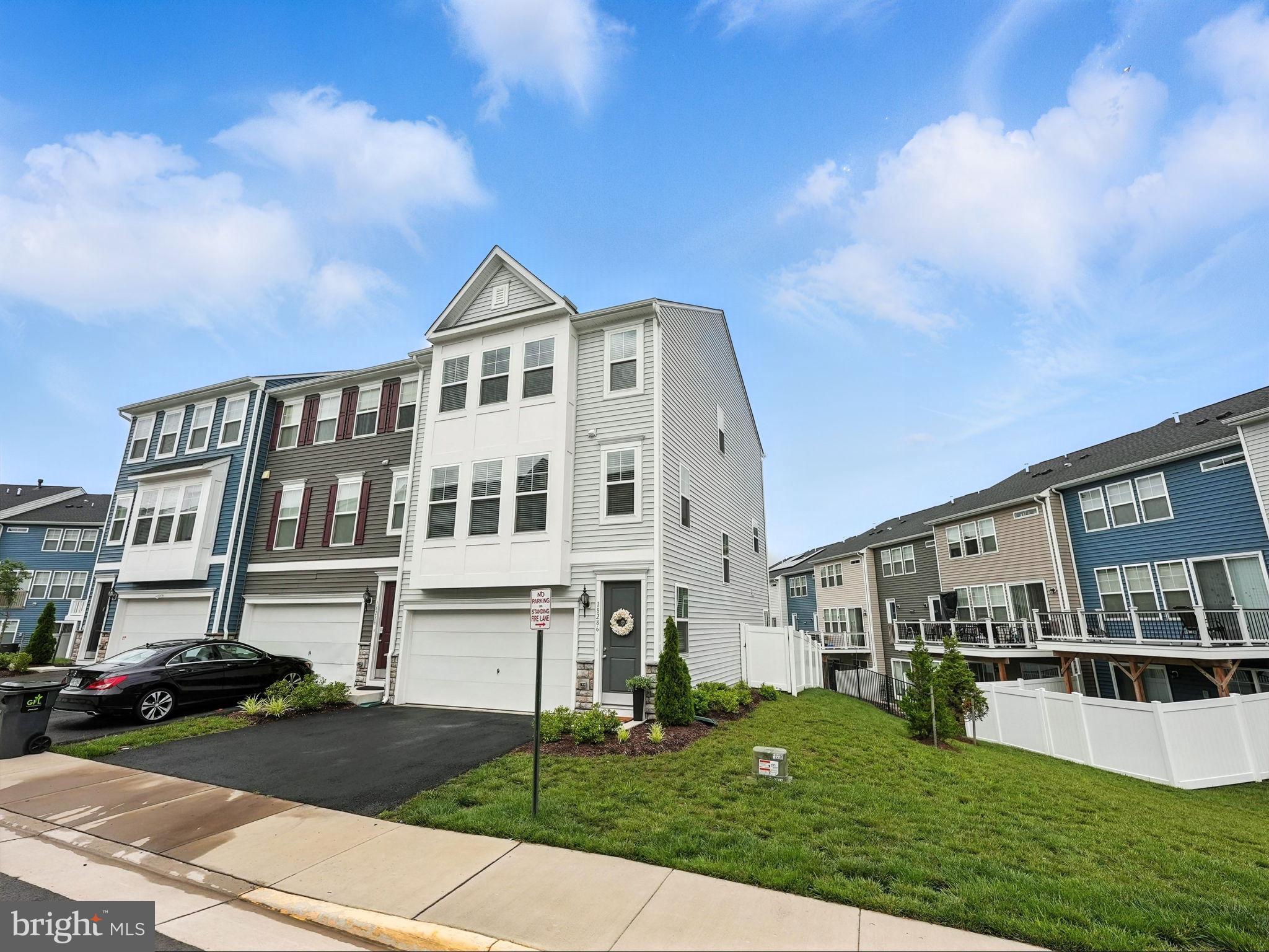 18286 Summit Pointe Dr